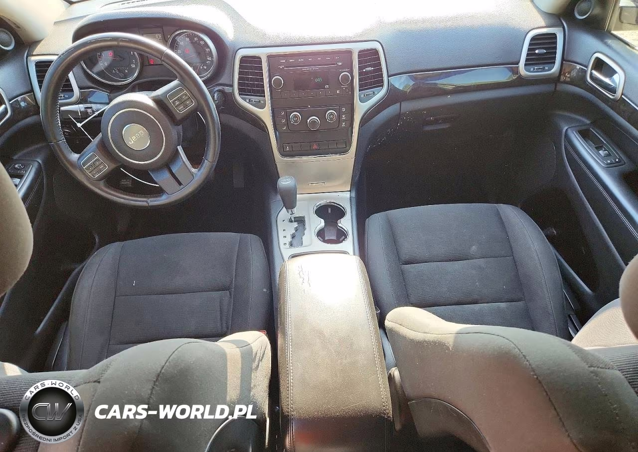 2013 Jeep Grand Cherokee Laredo VIN:1C4RJFAG4DC568470 - 8