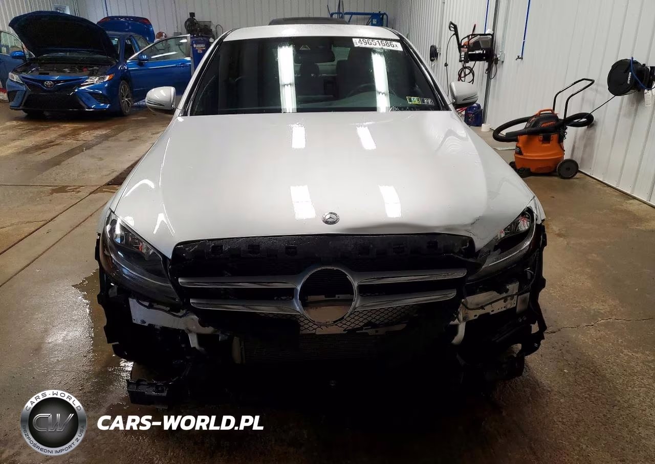 2016 Mercedes-Benz C 300 4Matic VIN:55SWF4KB7GU140572 - 5