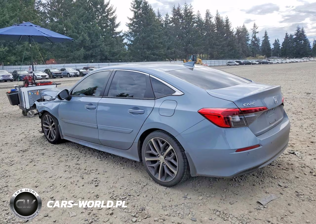 2023 Honda Civic Touring VIN:2HGFE1F97PH300424 - 2