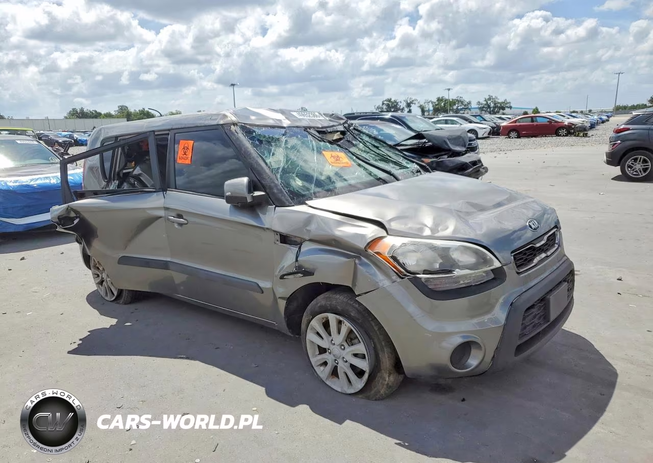 2013 Kia Soul Base VIN:KNDJT2A59D7588088 - 4