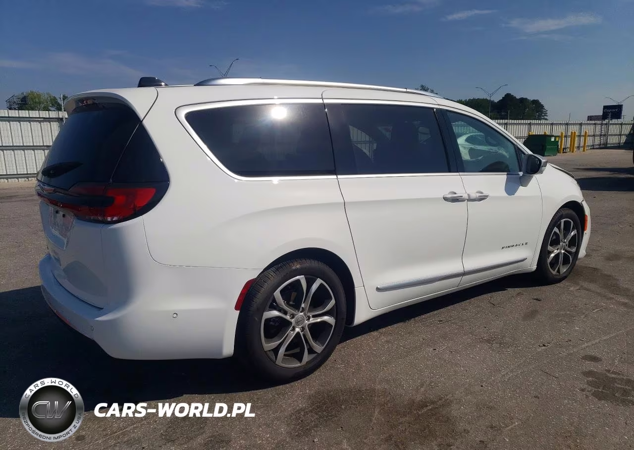 2024 Chrysler Pacifica Pinnacle VIN:2C4RC1PG0RR161765 - 3