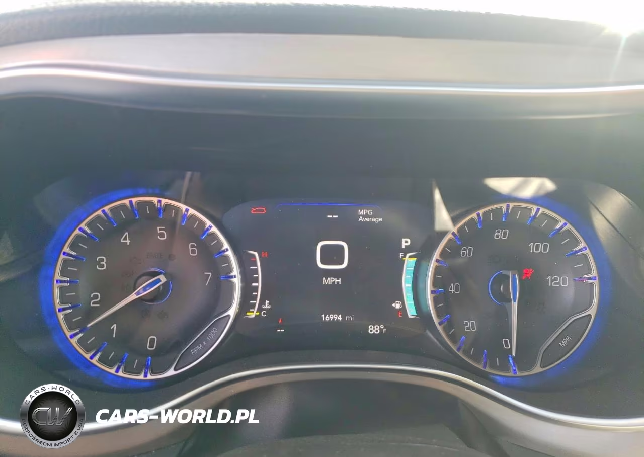 2024 Chrysler Pacifica Pinnacle VIN:2C4RC1PG0RR161765 - 9