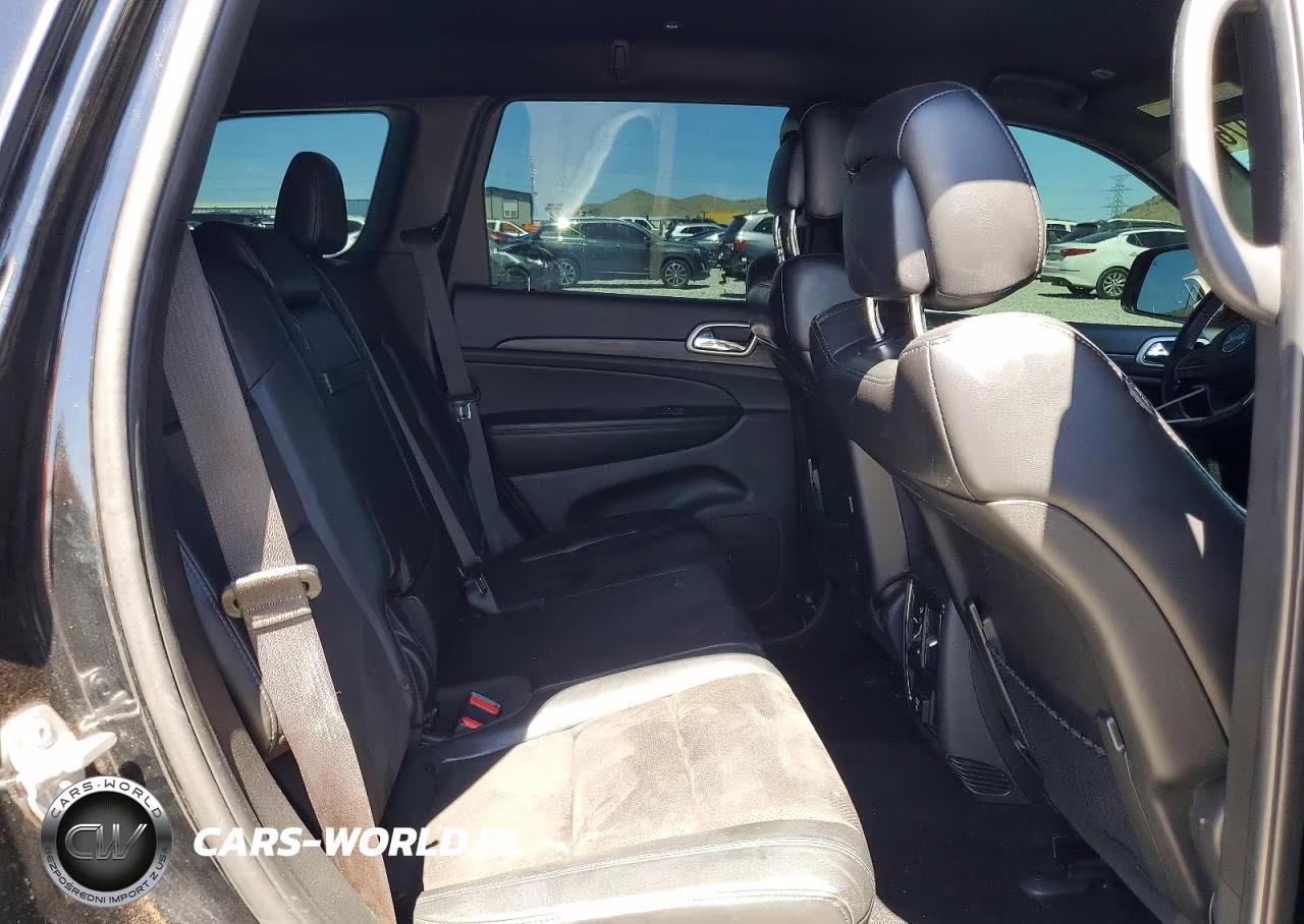 2021 Jeep Grand Cherokee Laredo VIN:1C4RJFAGXMC584205 - 10