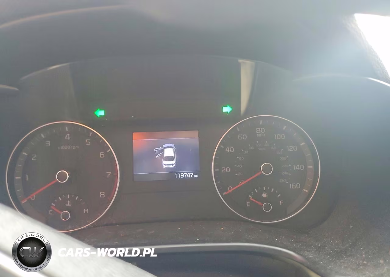 2021 Kia Forte Lxs VIN:3KPF24AD3ME335991 - 9