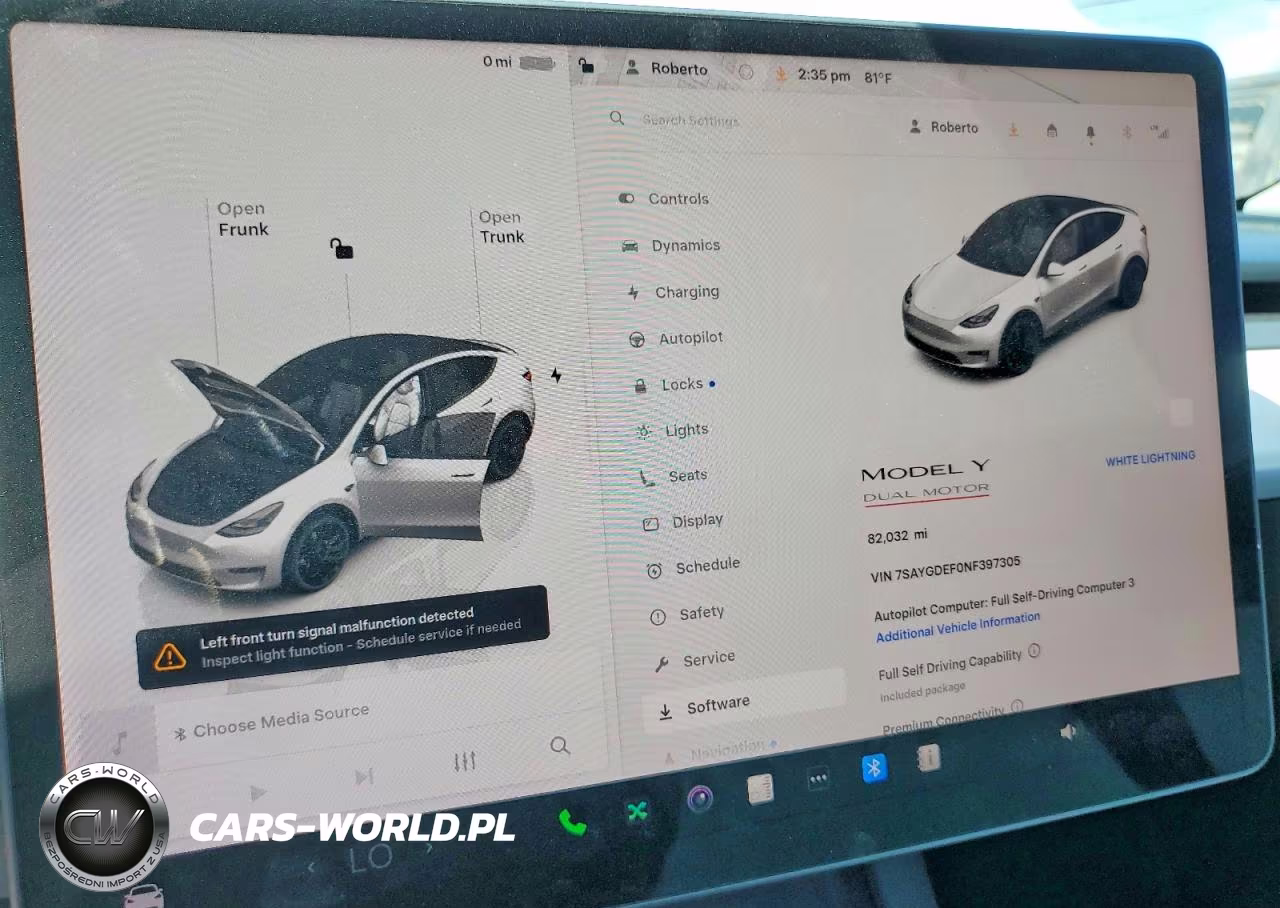 2022 Tesla Model Y VIN:7SAYGDEF0NF397305 - 9