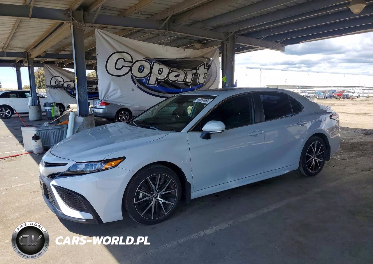 2023 Toyota Camry Se
