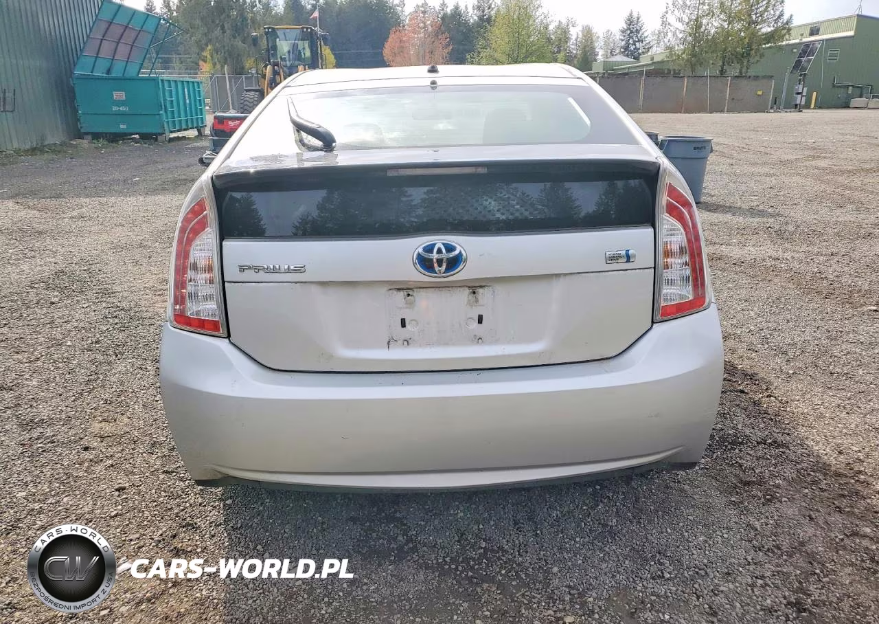 2012 Toyota Prius Two VIN:JTDKN3DU7C5460367 - 6