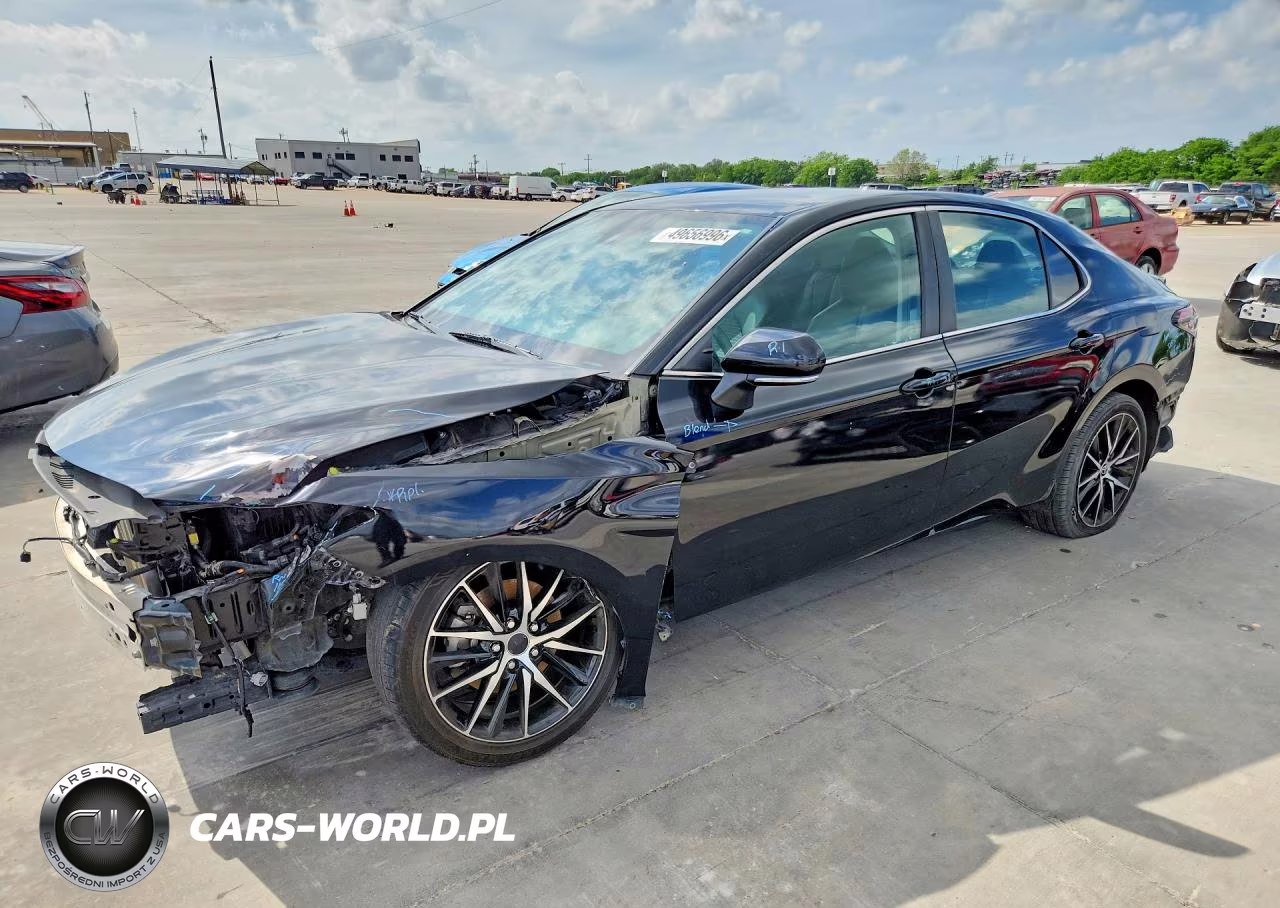 2022 Toyota Camry Se – zdjęcie 1 z 13
