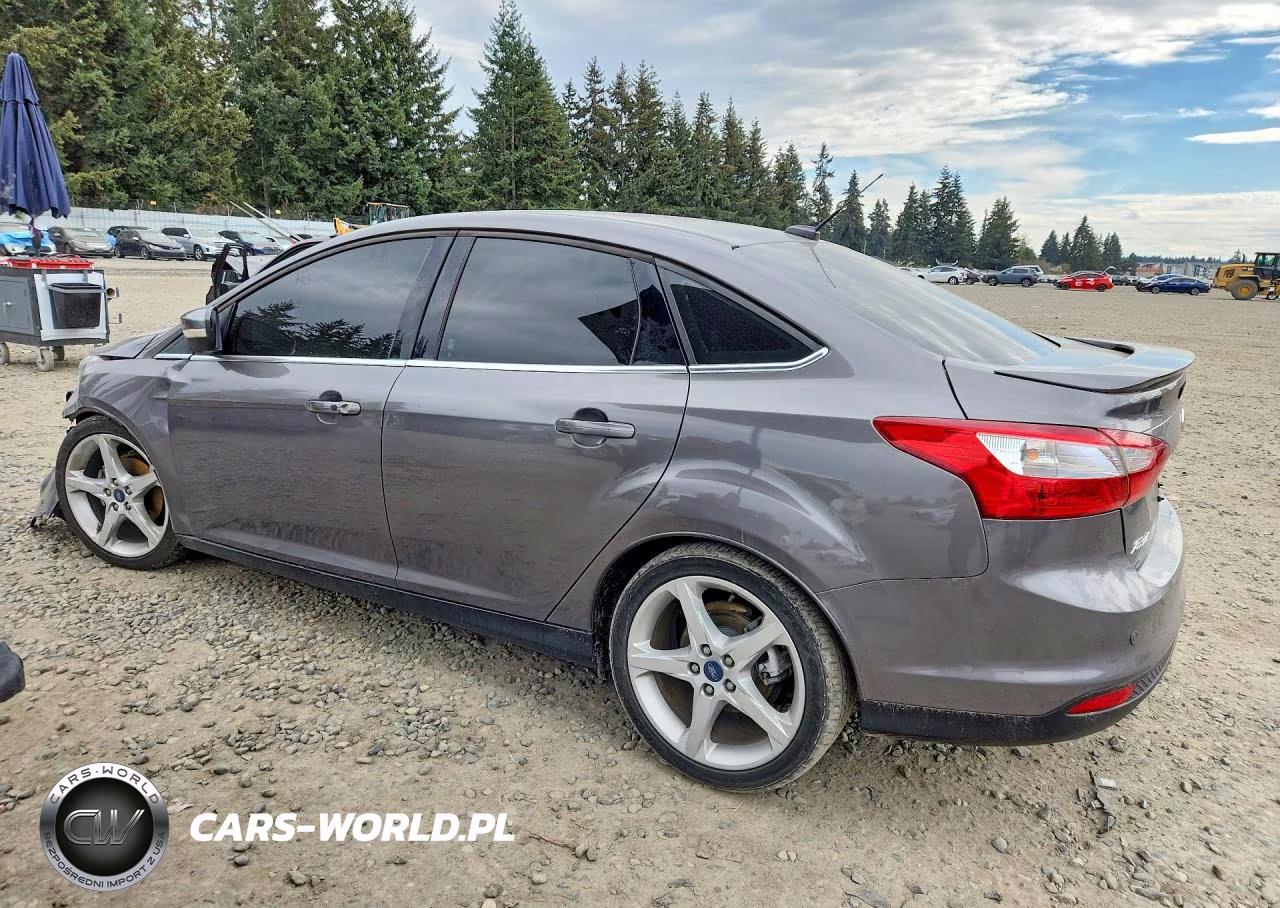 2012 Ford Focus Titanium VIN:1FAHP3J22CL379270 - 2