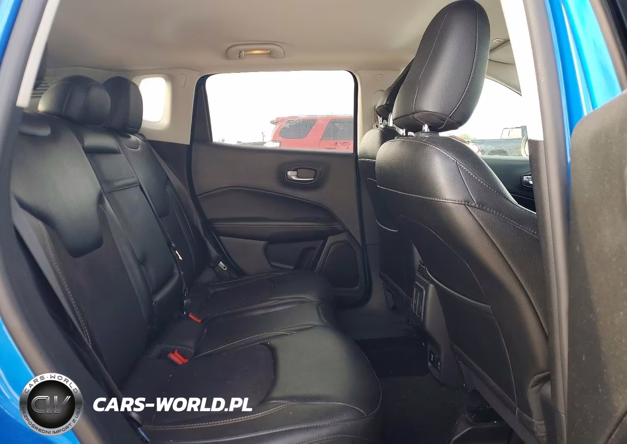 2018 Jeep Compass Latitude VIN:3C4NJCBBXJT462198 - 11