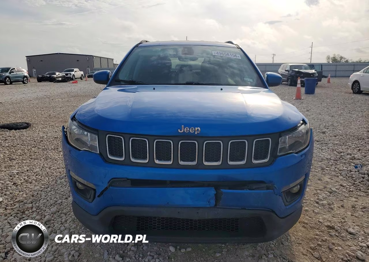 2018 Jeep Compass Latitude VIN:3C4NJCBBXJT462198 - 5