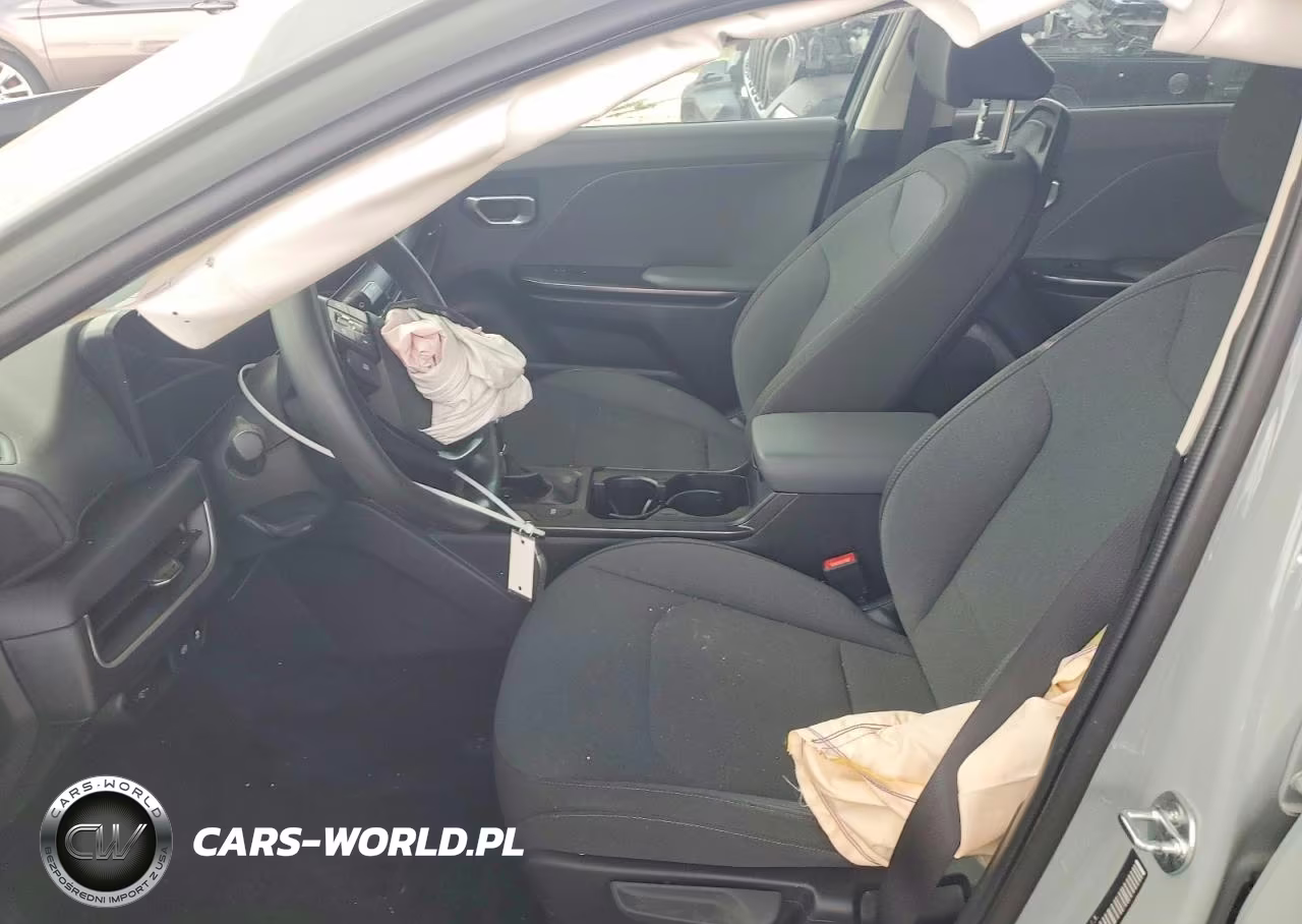 2025 Kia K4 Lxs VIN:3KPFT4DE8SE008291 - 7
