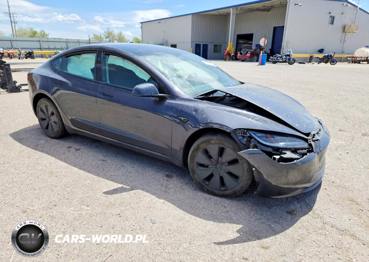 2024 Tesla Model 3 VIN:5YJ3E1EA3RF784713 - 4