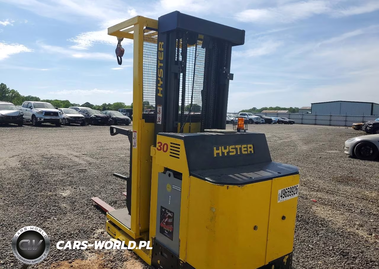 2000 Hyster Order Picker Forklift