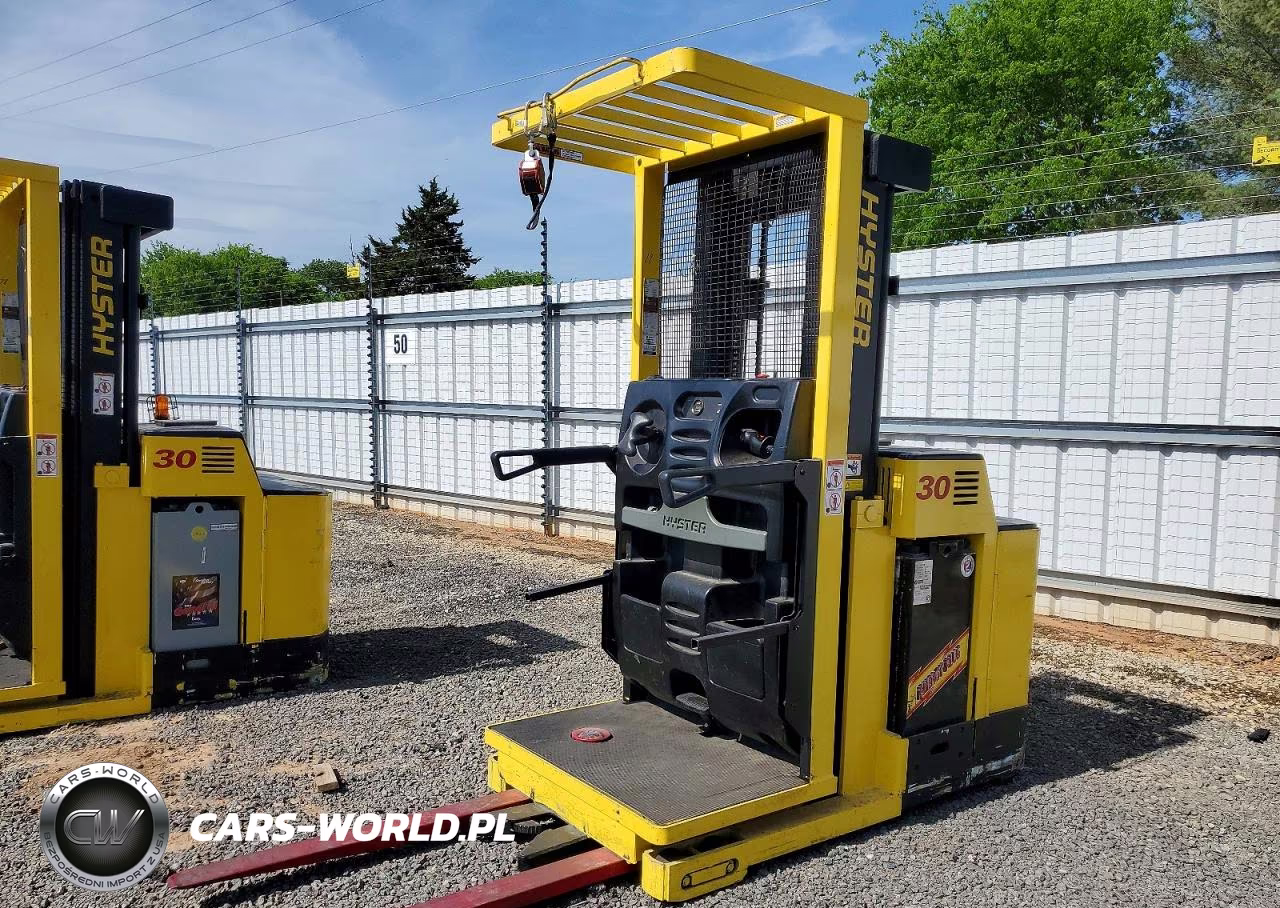 2000 Hyster Order Picker Forklift VIN:G118N01679Z - 4