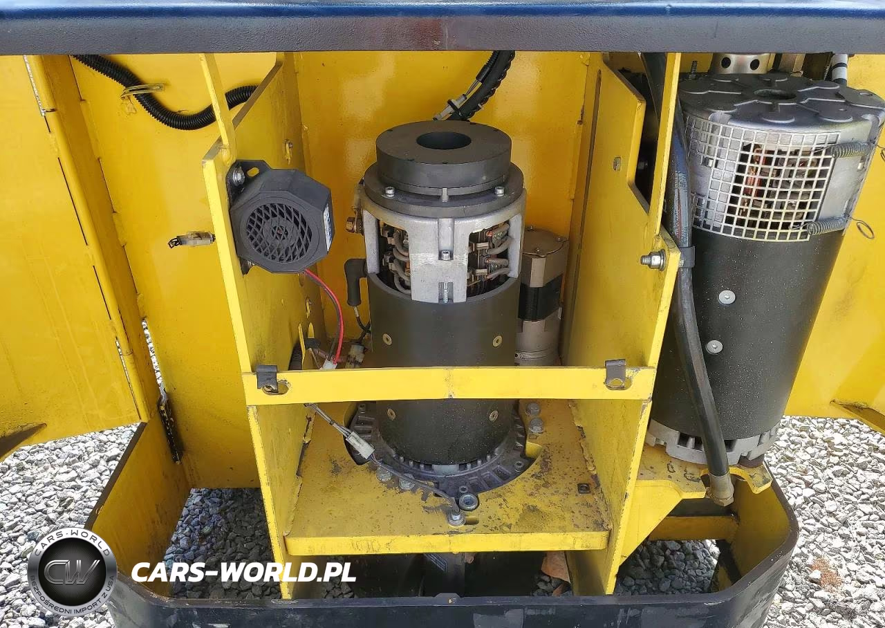 2000 Hyster Order Picker Forklift VIN:G118N01679Z - 7