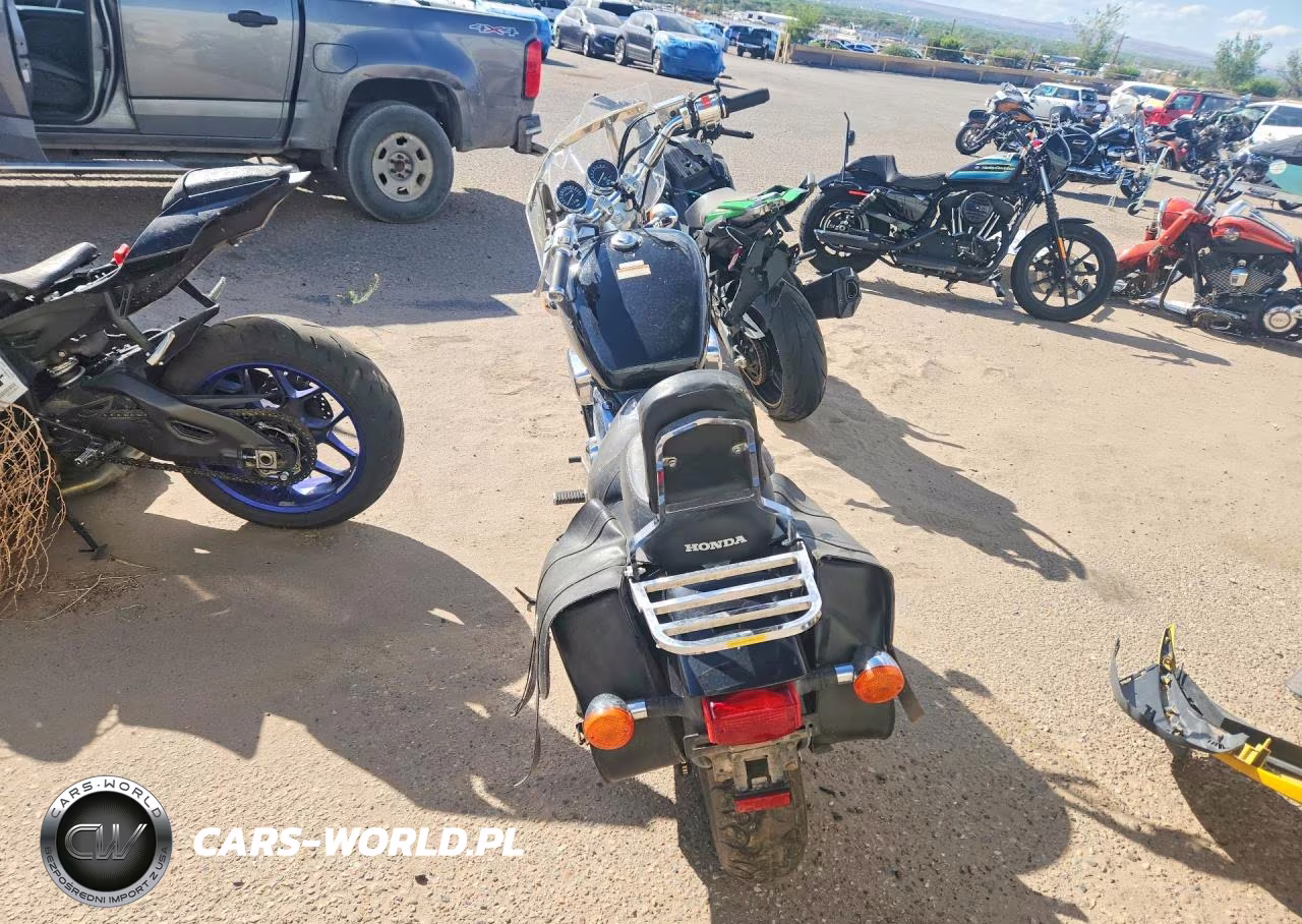 2001 Honda Vf750 C VIN:JH2RC43091M700649 - 4