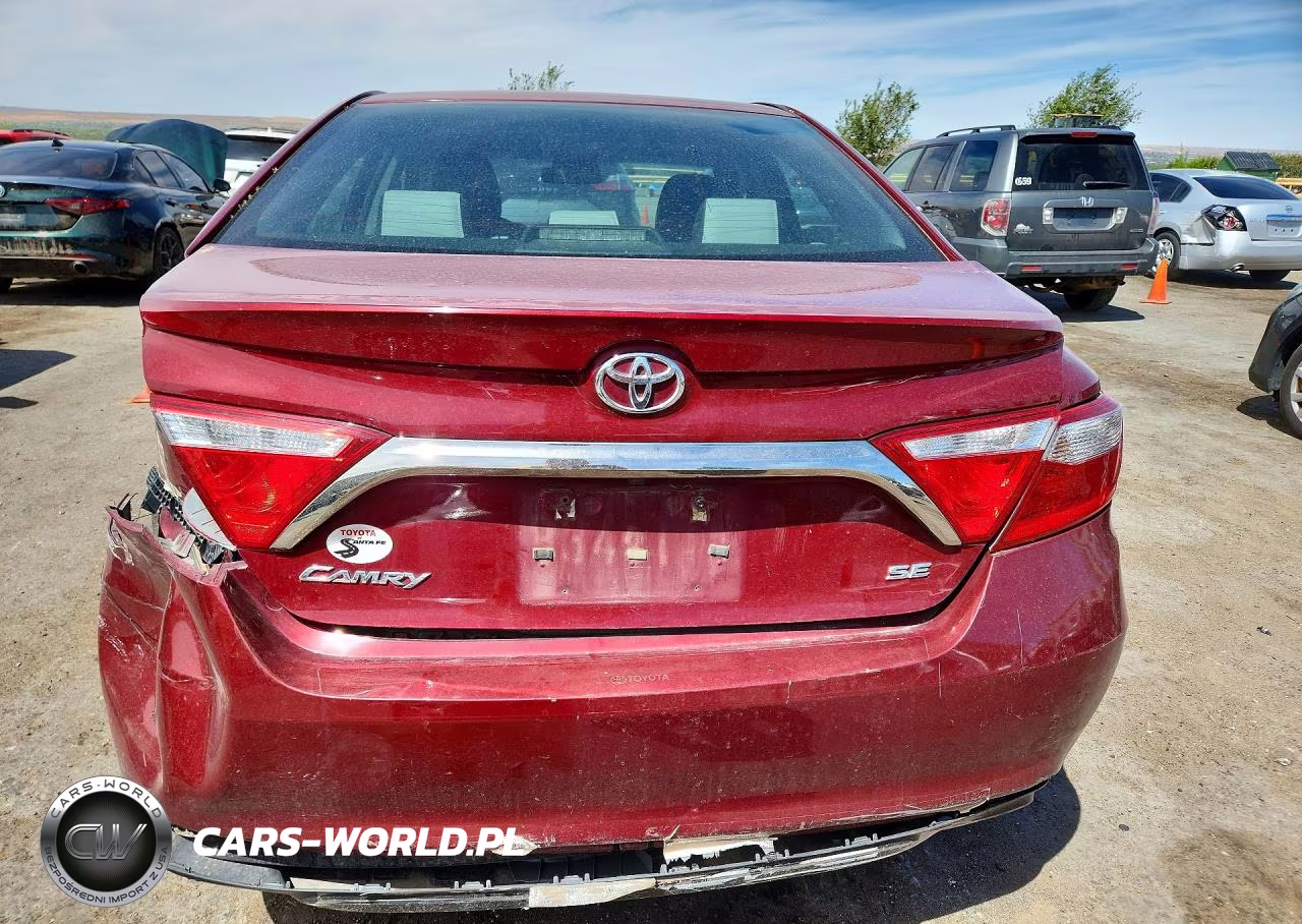 2017 Toyota Camry Se VIN:4T1BF1FK2HU664497 - 6