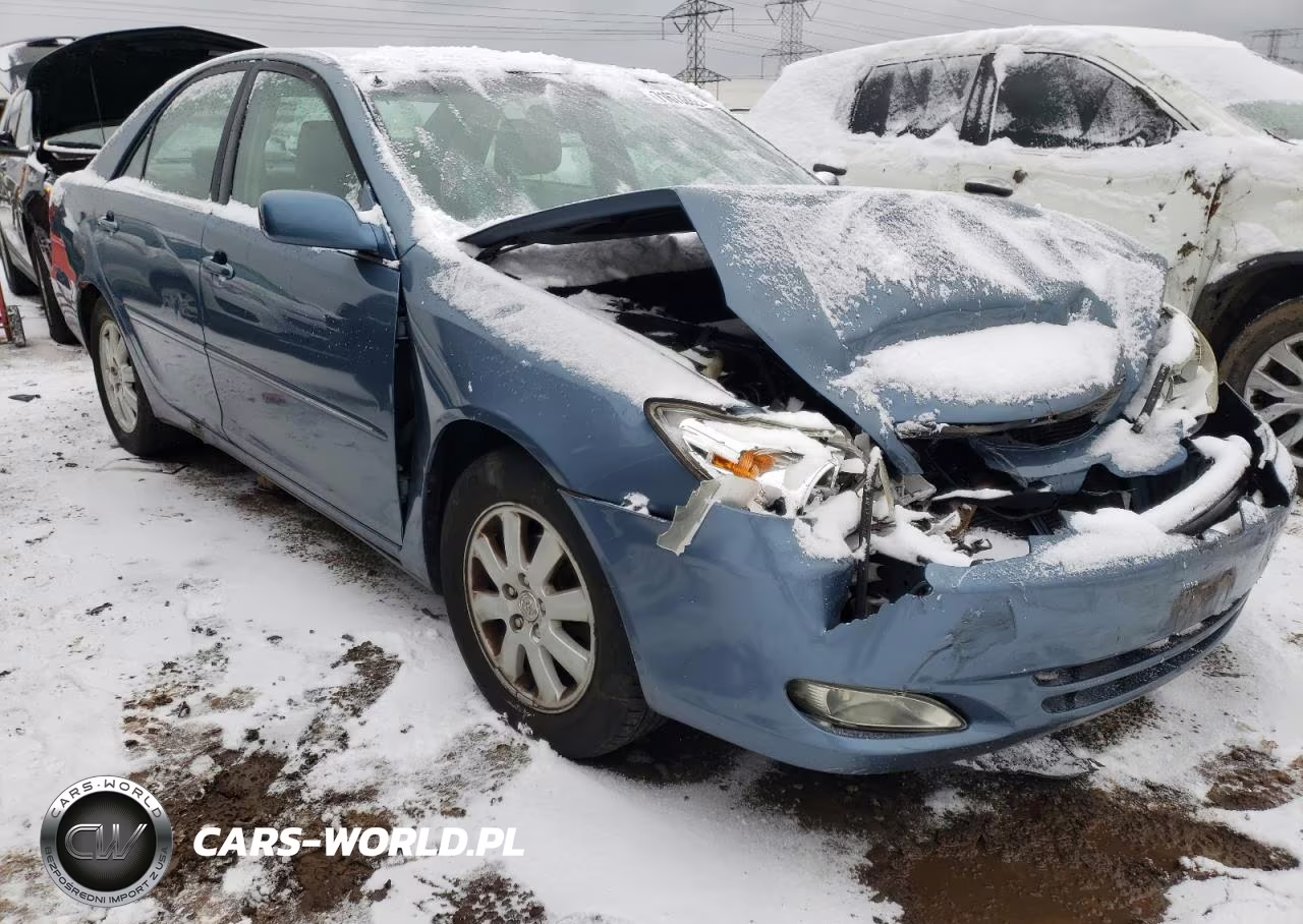 2003 Toyota Camry Le VIN:4T1BE30K73U761422 - 4