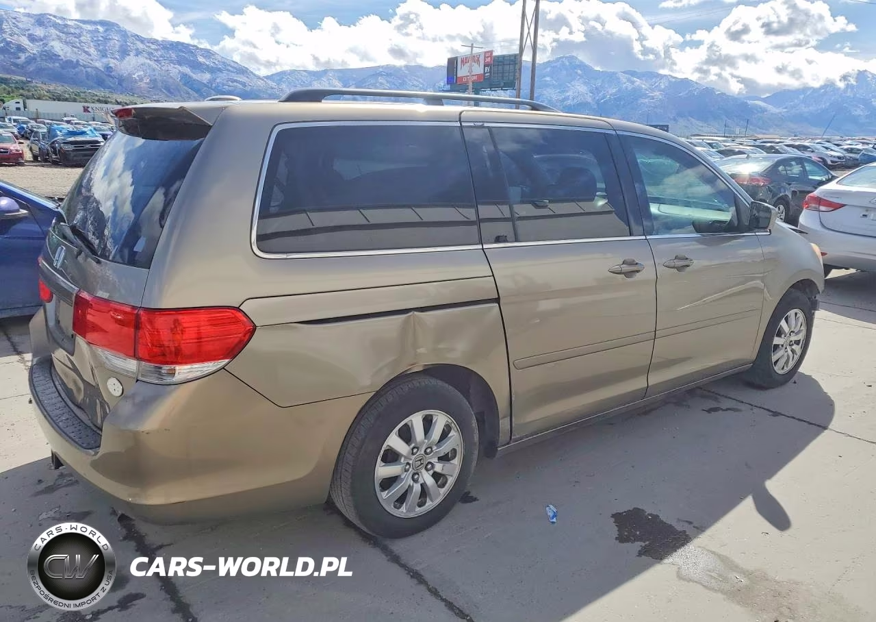 2010 Honda Odyssey Exl VIN:5FNRL3H72AB019332 - 3