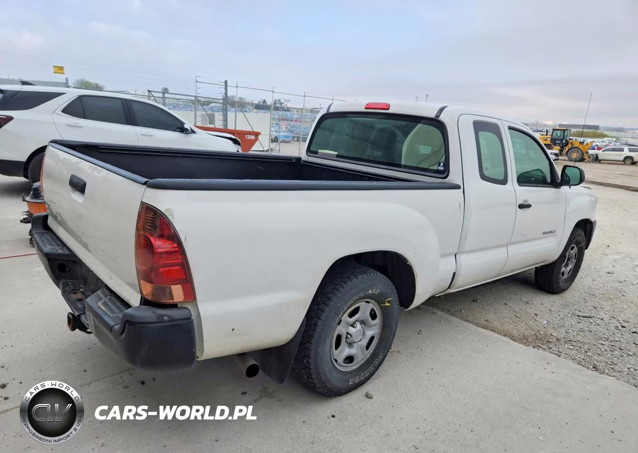 2013 Toyota Tacoma Access Cab VIN:5TFTX4CN2DX034347 - 3