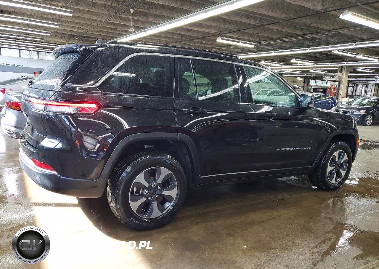 2022 Jeep Grand Cherokee Limited 4Xe VIN:1C4RJYB61N8758538 - 3