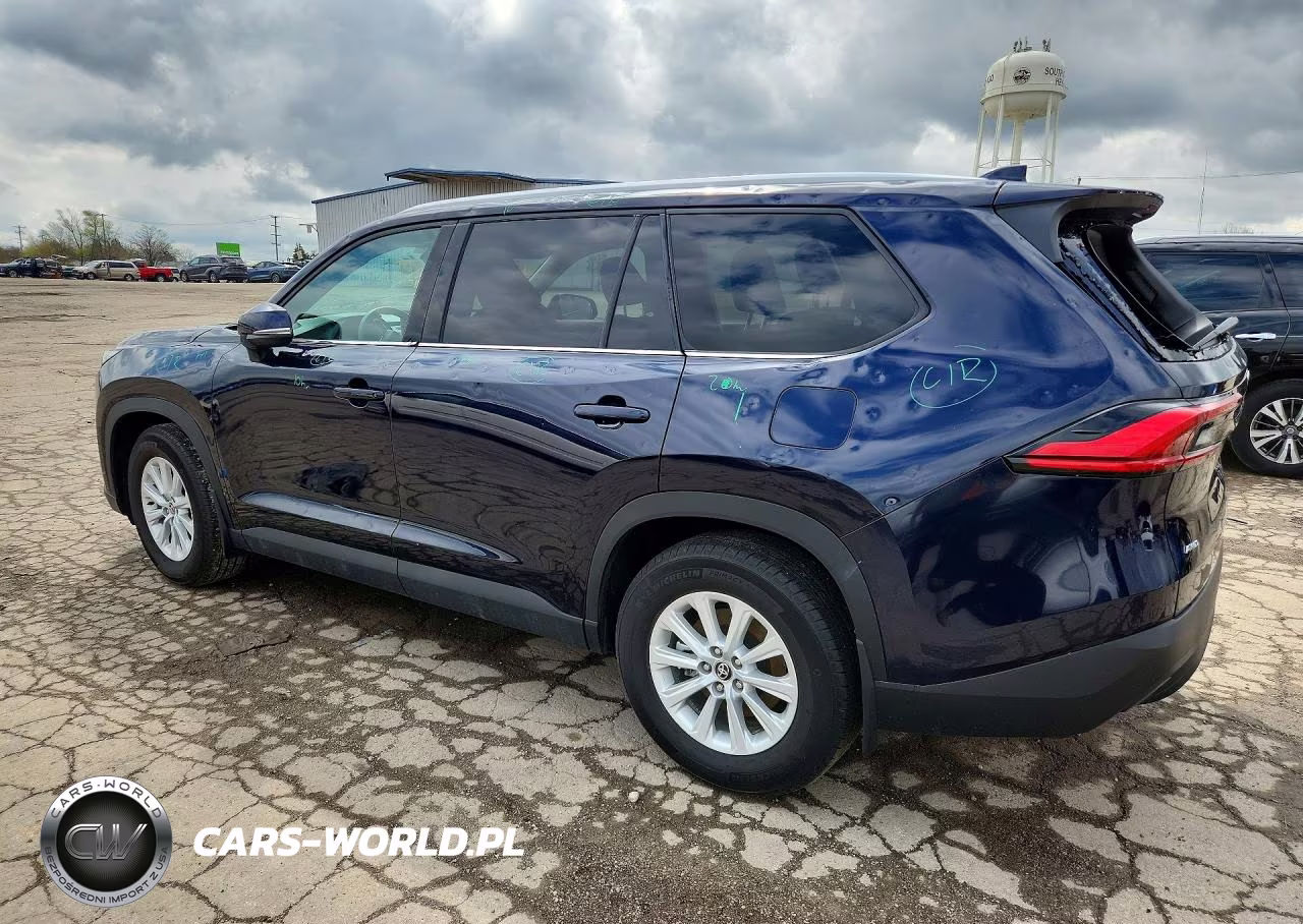 2024 Toyota Grand Highlander Xle VIN:5TDAAAB54RS066836 - 2