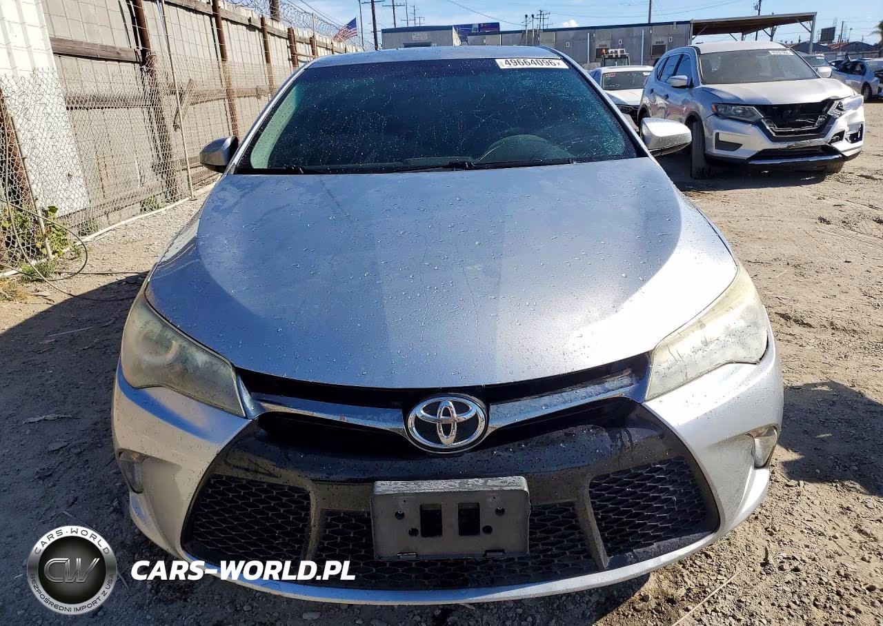 2015 Toyota Camry Se VIN:4T1BF1FK9FU056330 - 5