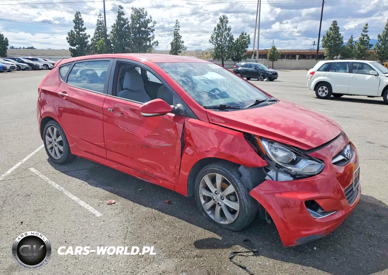 2013 Hyundai Accent Se VIN:KMHCU5AE4DU062360 - 4