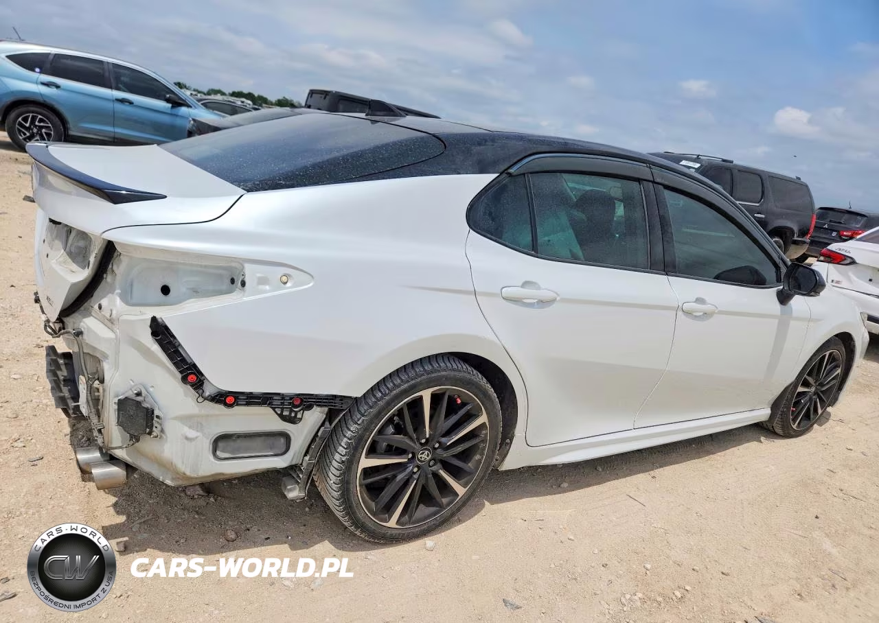 2019 Toyota Camry Xse VIN:4T1B61HK1KU167929 - 3