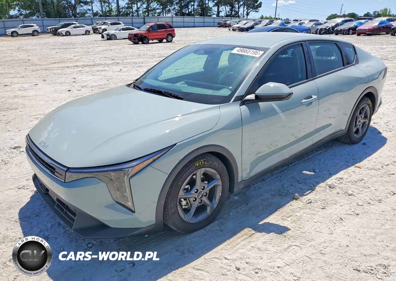 2025 Kia K4 Lxs