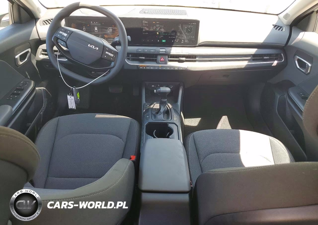 2025 Kia K4 Lxs VIN:3KPFT4DE2SE152953 - 8