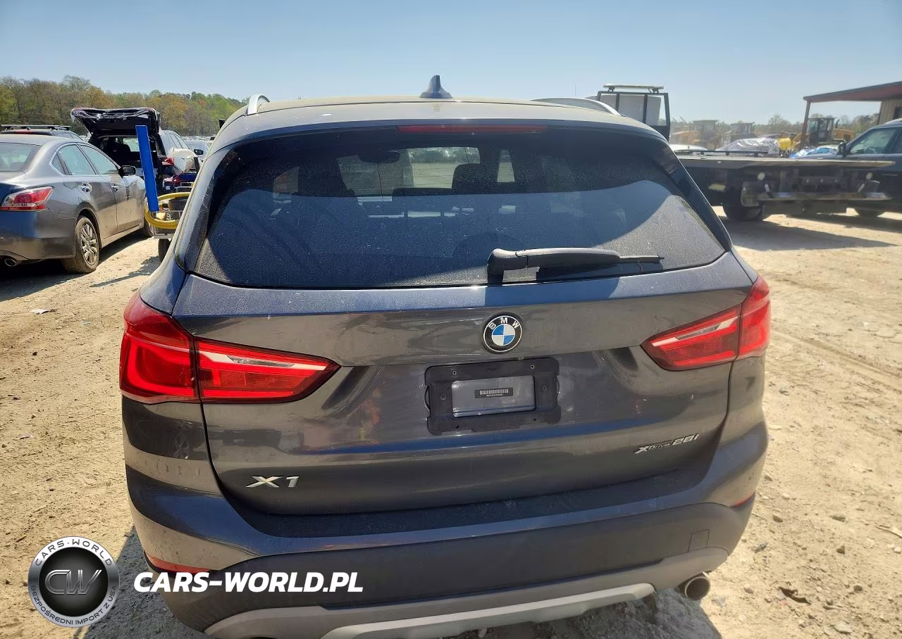 2018 BMW X1 xDrive28I VIN:WBXHT3C34J5L33343 - 6