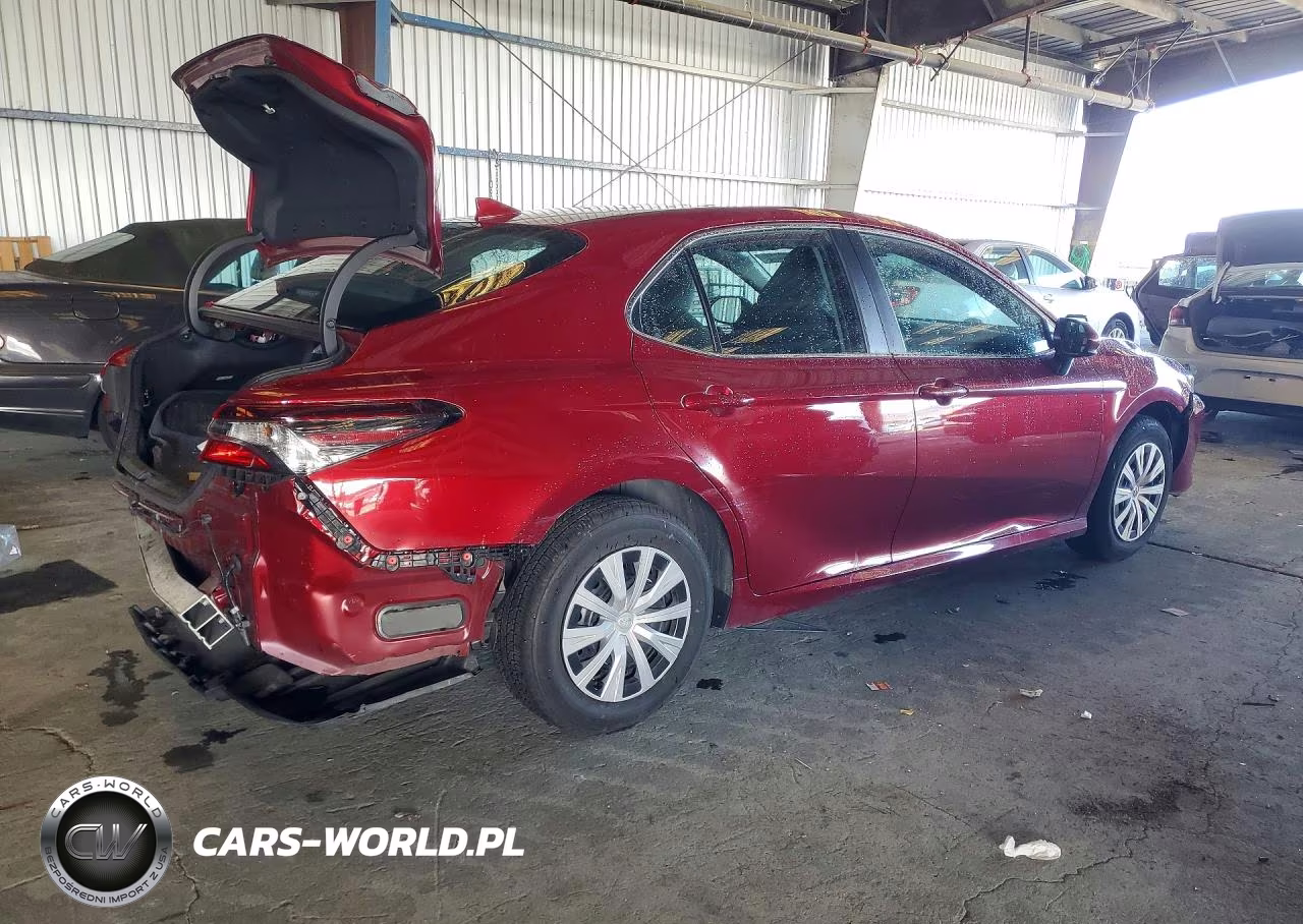 2022 Toyota Camry Le VIN:4T1C31AK3NU583394 - 3