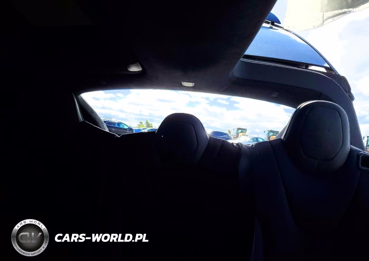 2023 Tesla Model X VIN:7SAXCDE50PF381140 - 10