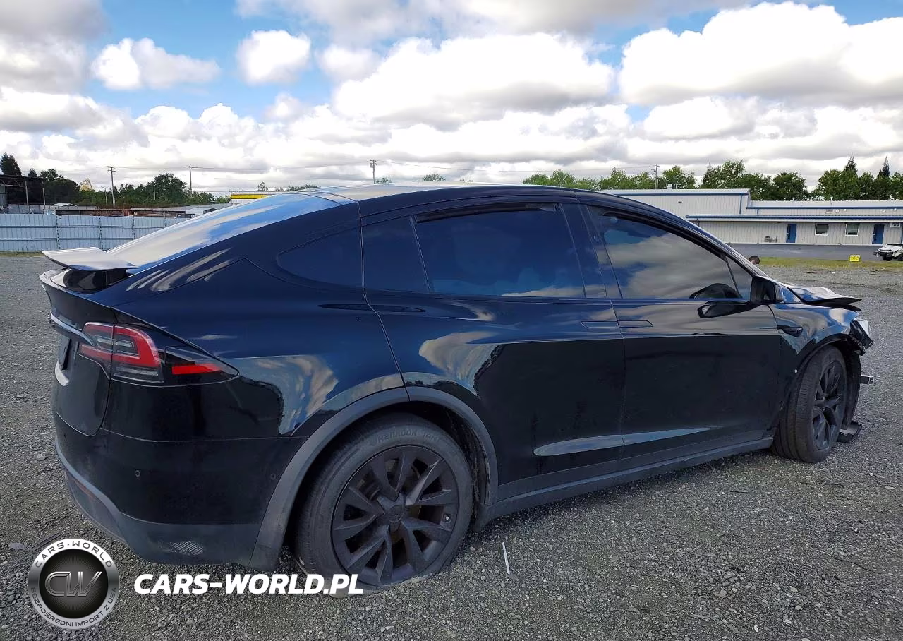 2023 Tesla Model X VIN:7SAXCDE50PF381140 - 3