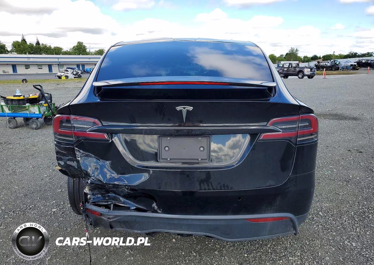 2023 Tesla Model X VIN:7SAXCDE50PF381140 - 6