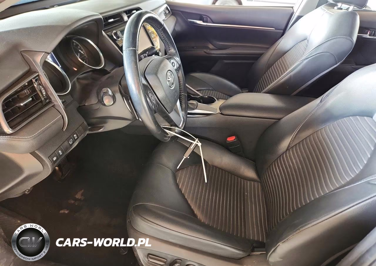 2020 Toyota Camry Se VIN:4T1G11AK5LU944158 - 7