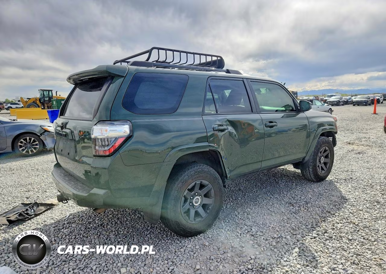2022 Toyota 4Runner Trail VIN:JTETU5JR8N6058398 - 3