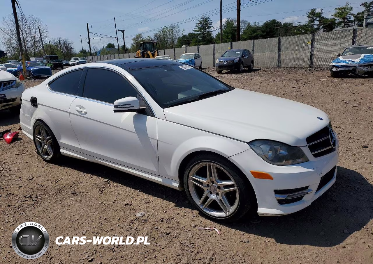 2014 Mercedes-Benz C 250 VIN:WDDGJ4HB3EG195833 - 4