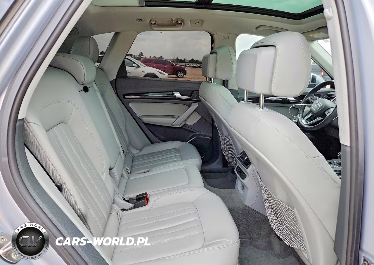 2020 Audi Q5 Premium VIN:WA1ANAFY5L2009983 - 10