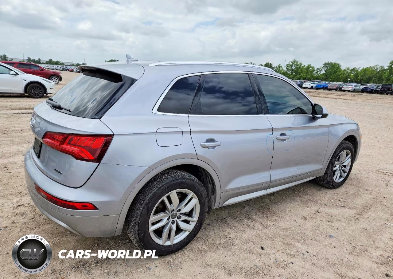2020 Audi Q5 Premium VIN:WA1ANAFY5L2009983 - 3