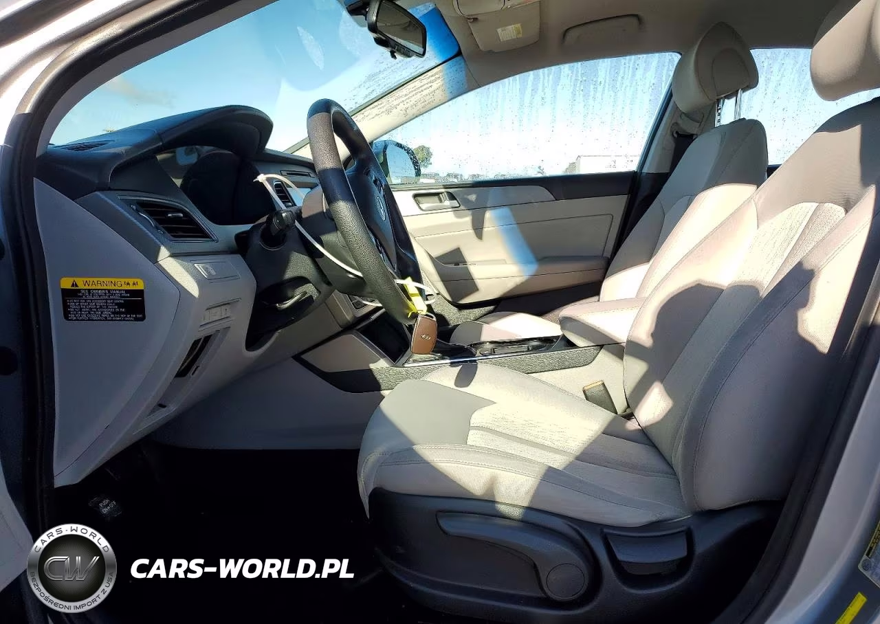 2017 Hyundai Sonata Hybrid Se VIN:KMHE24L1XHA046724 - 7