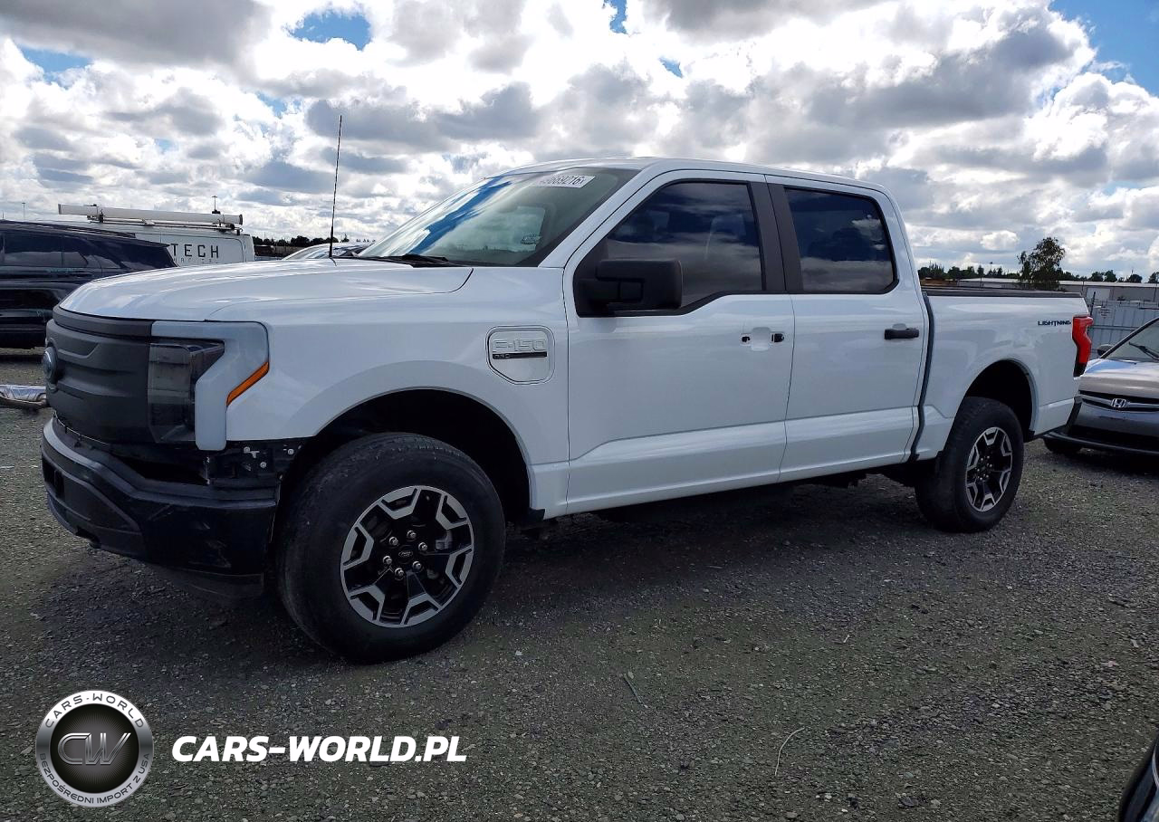 2022 Ford F-150 Lightning Pro