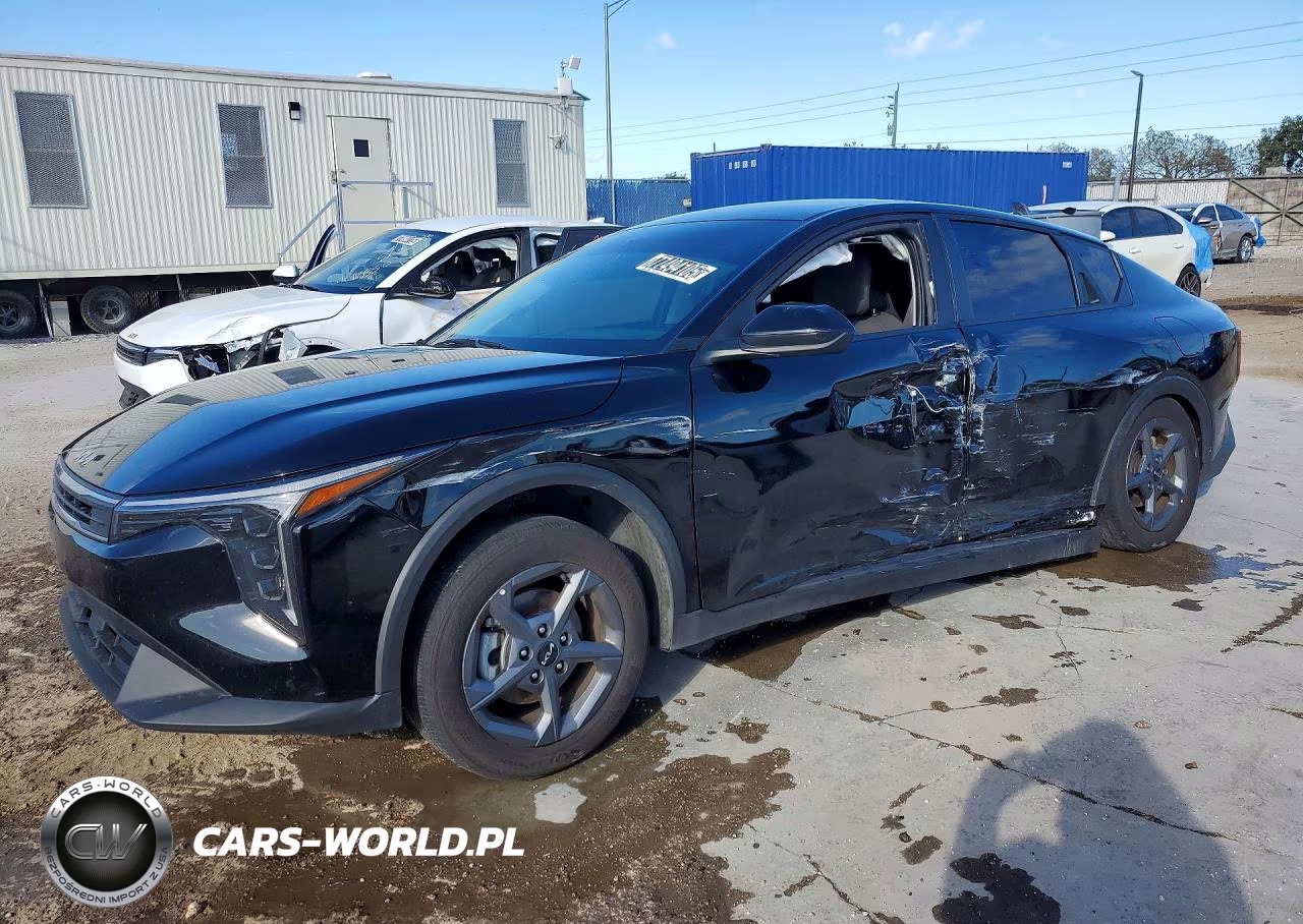 2025 Kia K4 Lxs