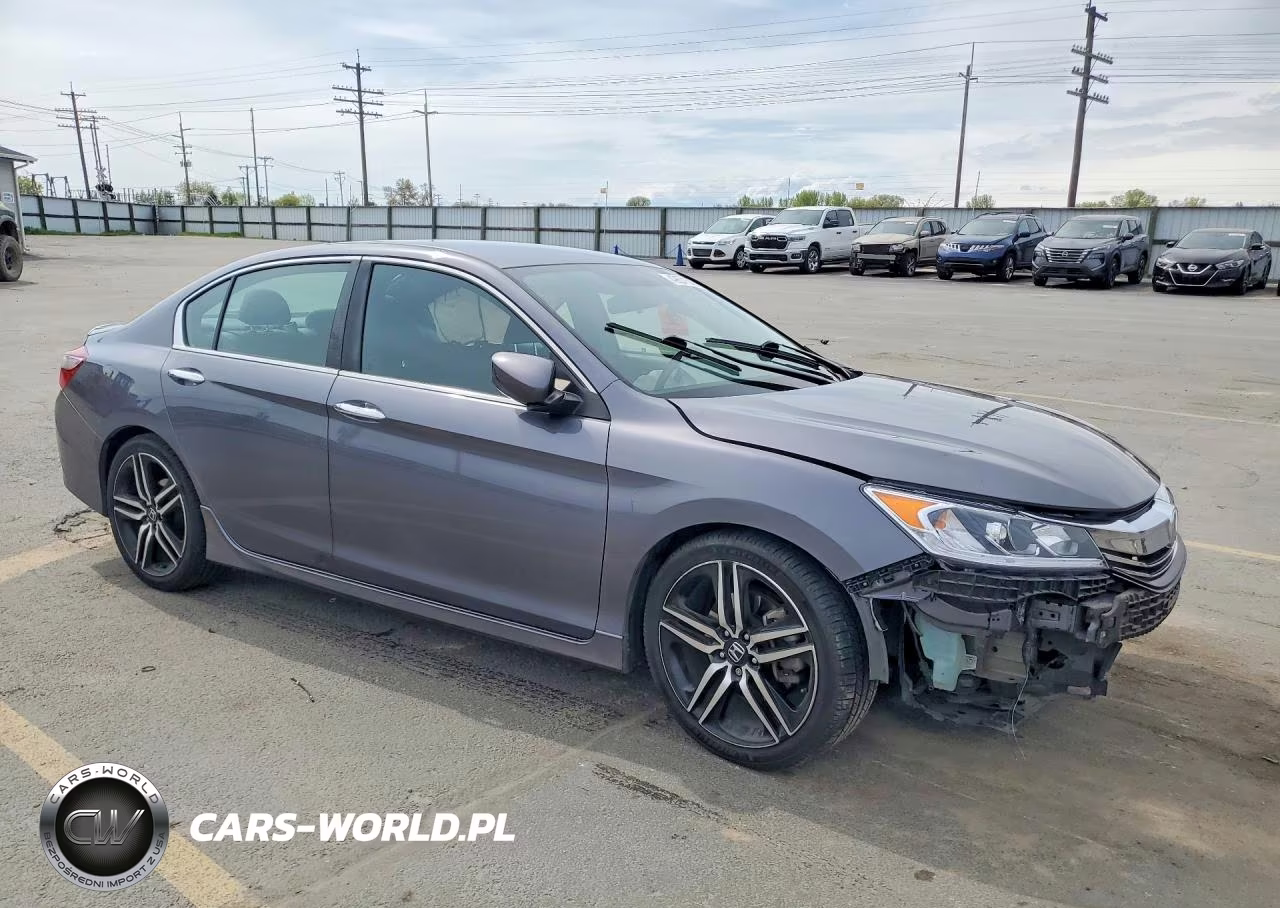 2017 Honda Accord Sport VIN:1HGCR2F5XHA139576 - 4