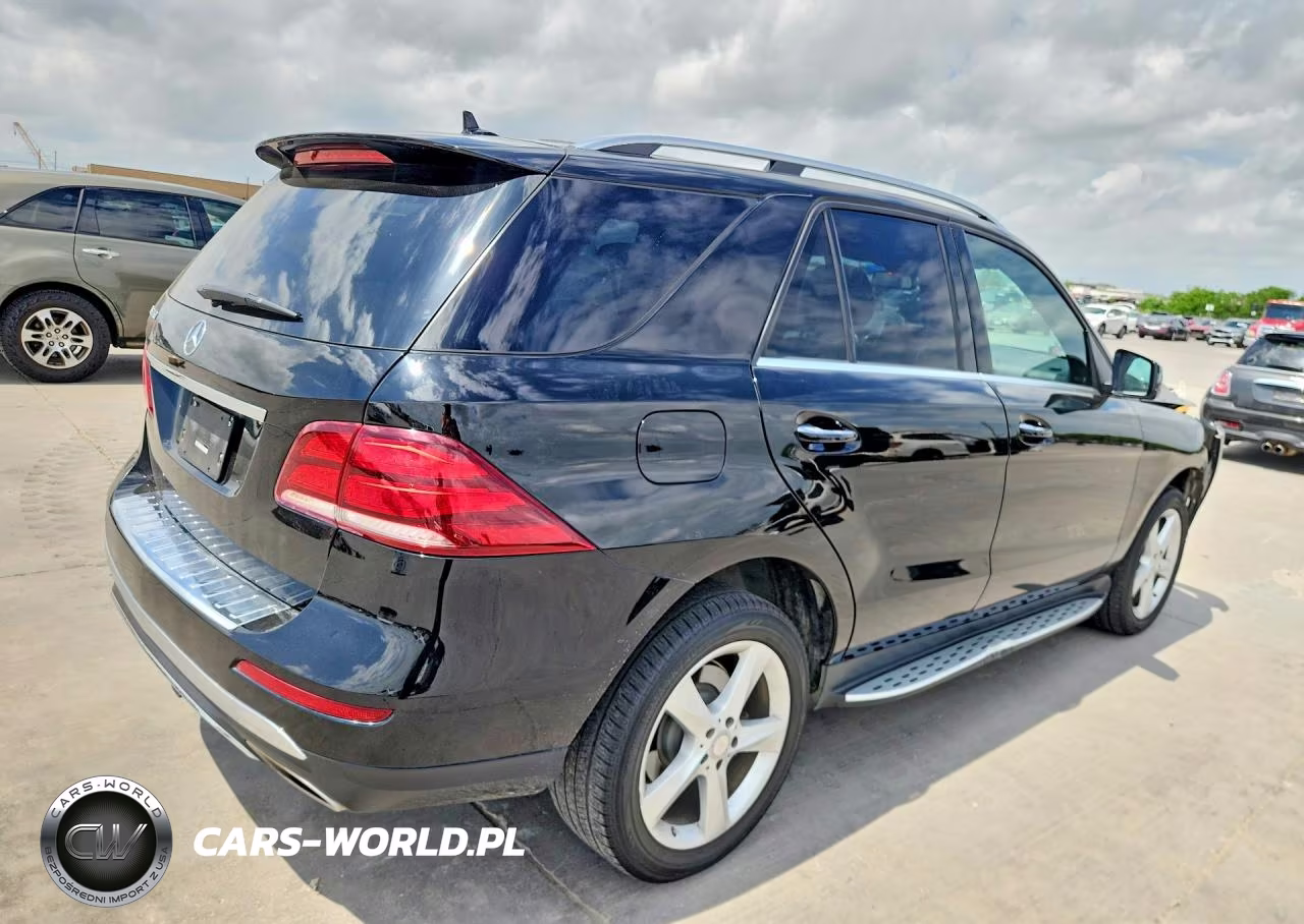 2017 Mercedes-Benz Gle 350 VIN:4JGDA5JB2HA897884 - 3