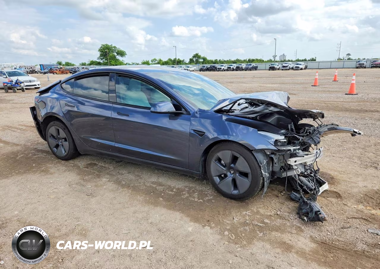 2022 Tesla Model 3 VIN:5YJ3E1EB2NF269656 - 4