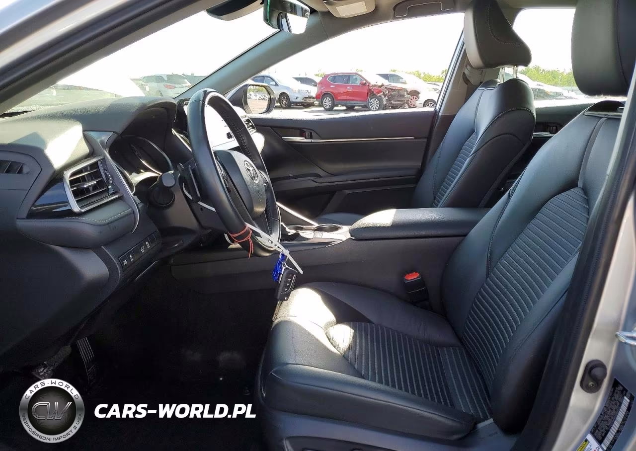 2024 Toyt Camry VIN:4T1G11AKXRU200242 - 7