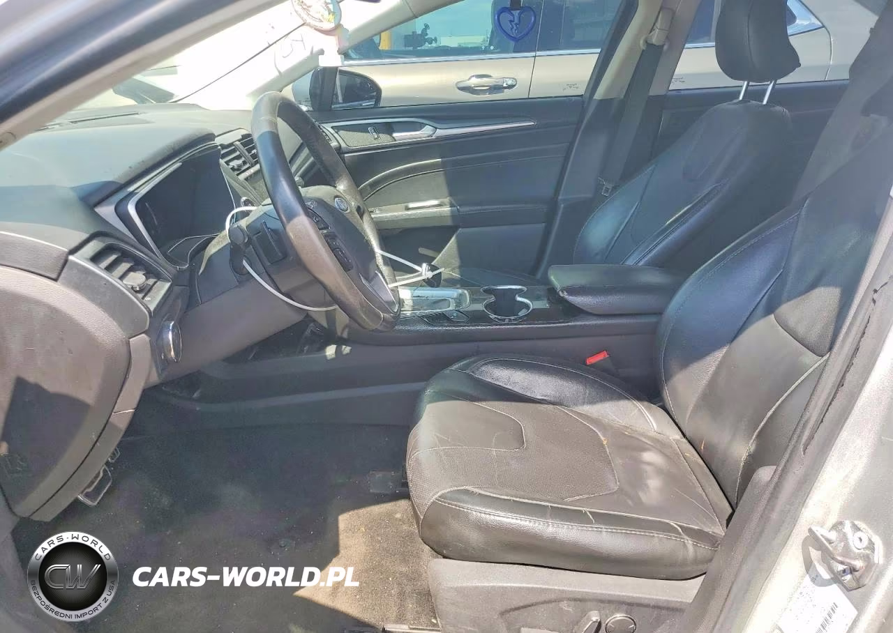 2016 Ford Fusion Titanium VIN:3FA6P0K99GR157978 - 7